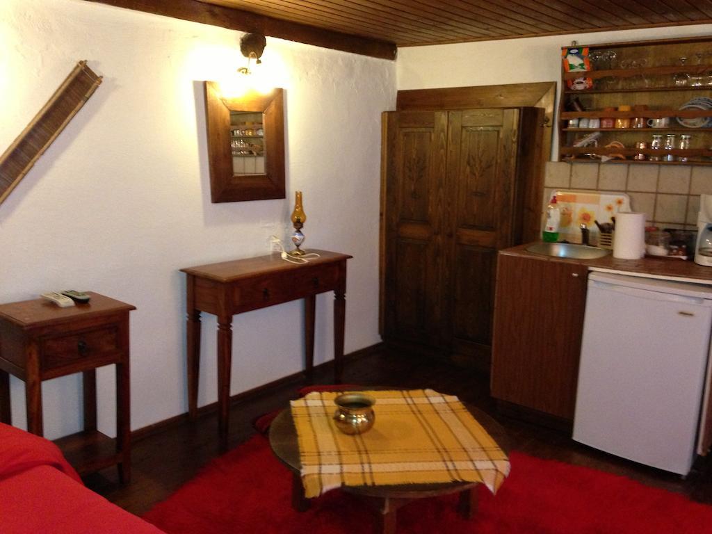 Guesthouse Eleni Palaios Panteleimonas Extérieur photo